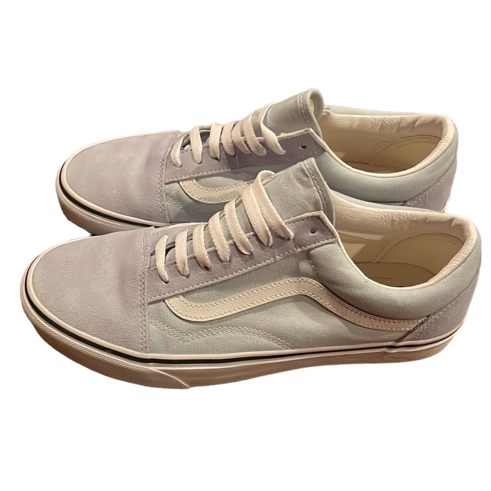 Vans (baby blue/true white)